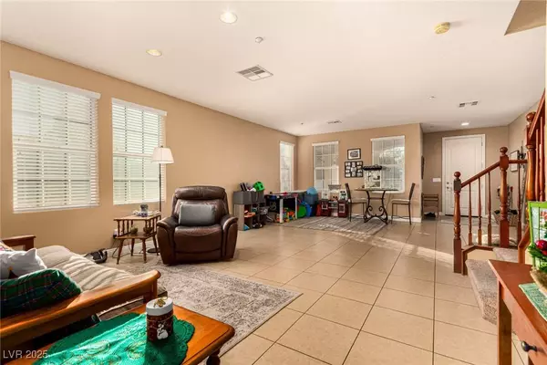 2012 Canvas Edge DR, Henderson, NV 89044