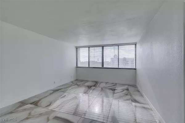 3930 University Center DR #306, Las Vegas, NV 89119