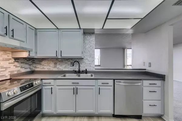 3930 University Center DR #301, Las Vegas, NV 89119