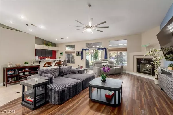 518 Dawn Cove DR, Henderson, NV 89052