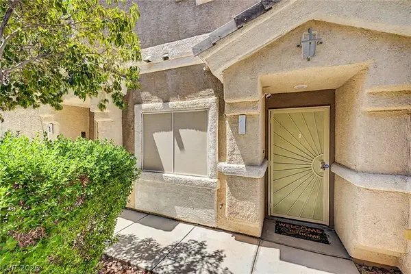 6721 Lookout Lodge LN #2, North Las Vegas, NV 89084
