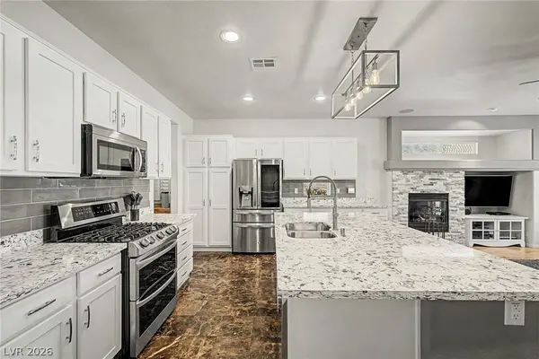 9444 Kingsley CT, Las Vegas, NV 89149