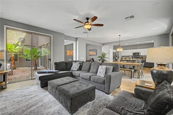 1045 Via Canale DR, Henderson, NV 89011