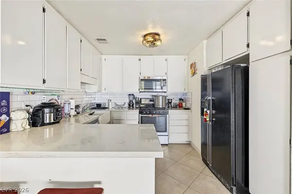 6992 Quarry DR, Las Vegas, NV 89147