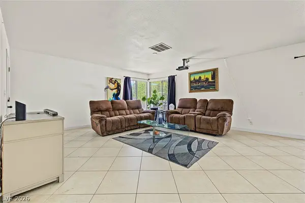 6992 Quarry DR, Las Vegas, NV 89147