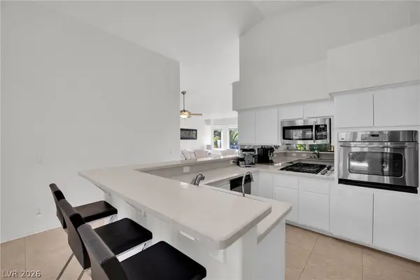 2154 Eaglepath CIR, Henderson, NV 89074
