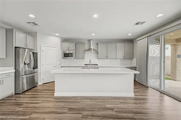 4618 Summer Azure ST, North Las Vegas, NV 89031