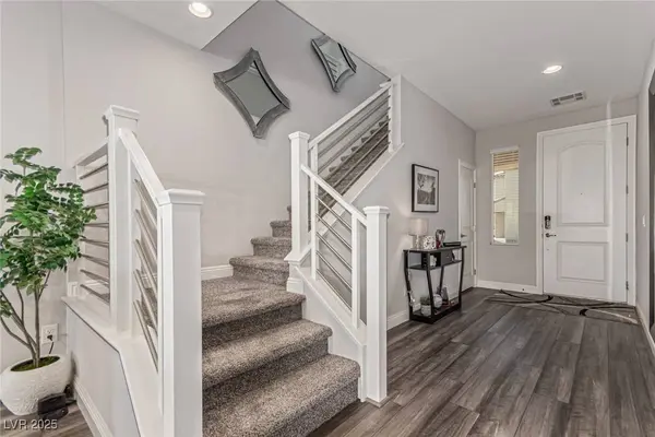 4618 Summer Azure ST, North Las Vegas, NV 89031