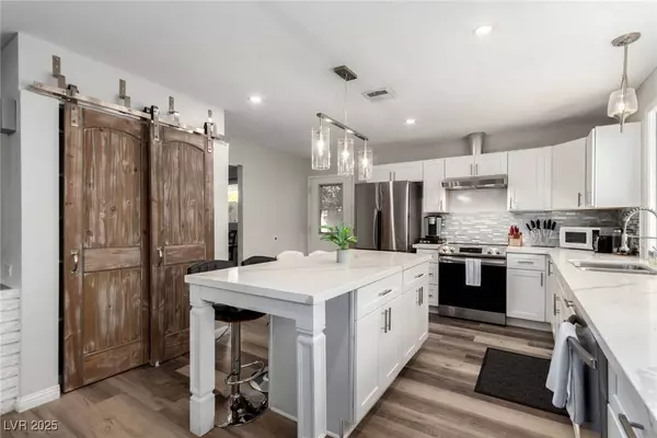 5710 Madre Mesa DR, Las Vegas, NV 89108