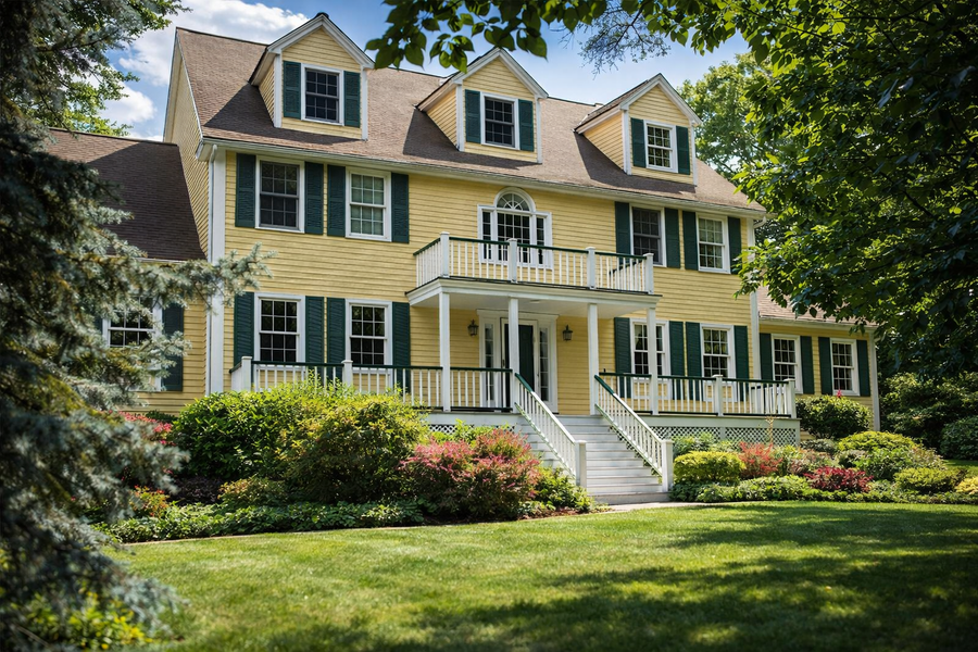 10 Hawk Ridge Rd, Andover, MA 01810-6200