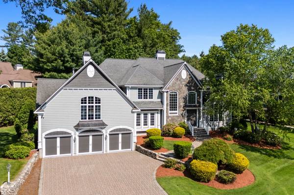 2 Trevino Cir, Andover, MA 01810-2878