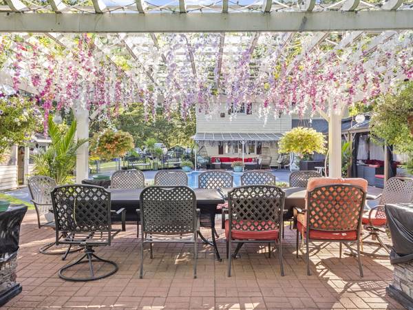 North Chelmsford, MA 01863-1620,97 Groton Rd