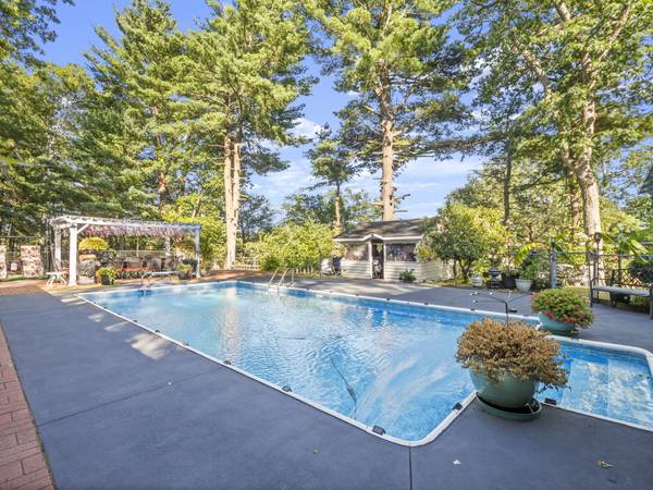 North Chelmsford, MA 01863-1620,97 Groton Rd