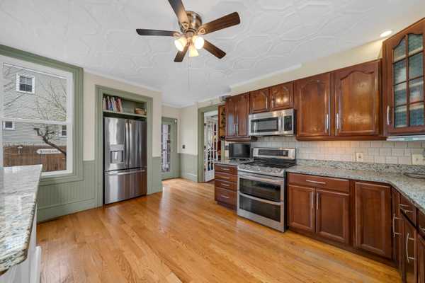 47 Highland Ave, Haverhill, MA 01830-4159