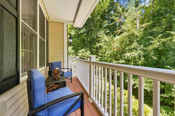 18 Parsonage Hill Rd, Haverhill, MA 01832-1237