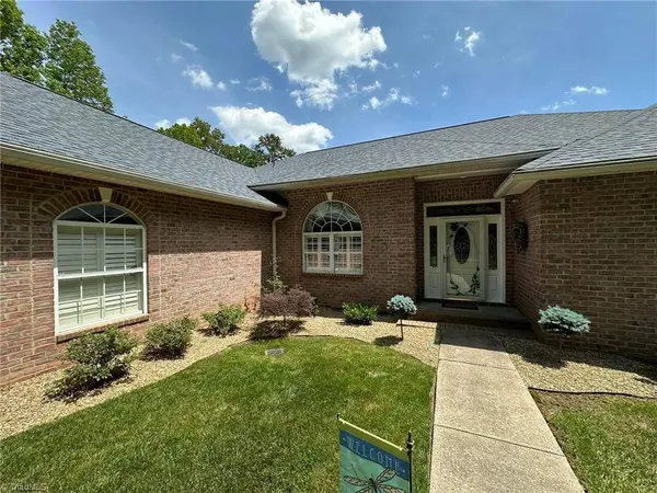 408 Emerald Bay DR, Salisbury, NC 28146