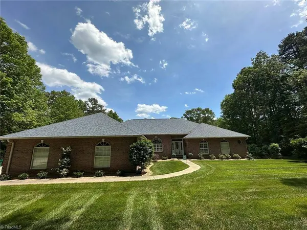 408 Emerald Bay DR, Salisbury, NC 28146