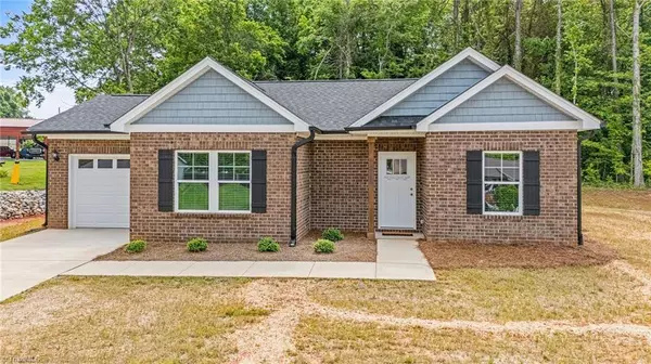 214 Choyce ST #B, Lexington, NC 27295