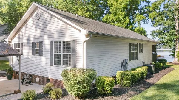 331 Waterway DR, Lexington, NC 27292