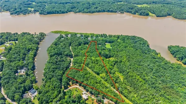 3010 Riverside DR, Lexington, NC 27292