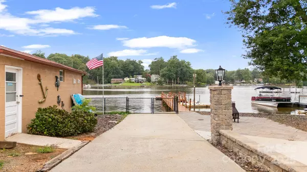 4274 Old Mountain RD, Lexington, NC 27292