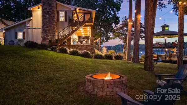 360 Tamarac Shores DR, Salisbury, NC 28146