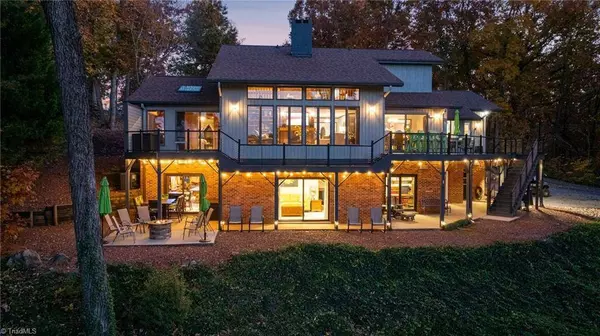 598 Mountain Shore DR, Denton, NC 27239