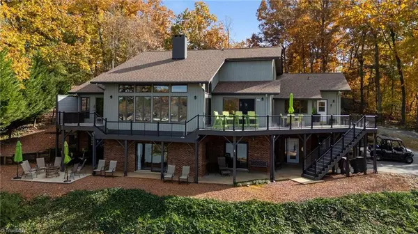 598 Mountain Shore DR, Denton, NC 27239