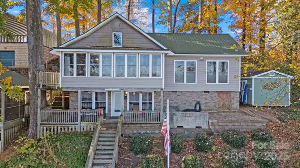 579 Riverview DR, Lexington, NC 27292