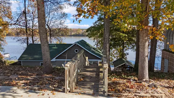 579 Riverview DR, Lexington, NC 27292