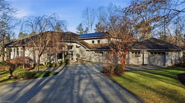 637 Wildflower TRL, Lexington, NC 27295