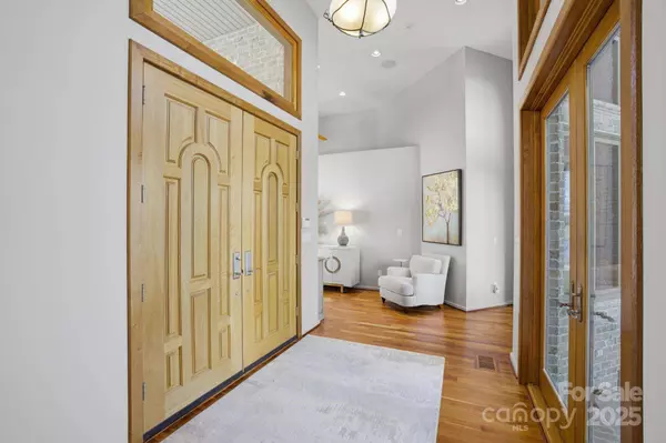 637 Wildflower TRL, Lexington, NC 27295