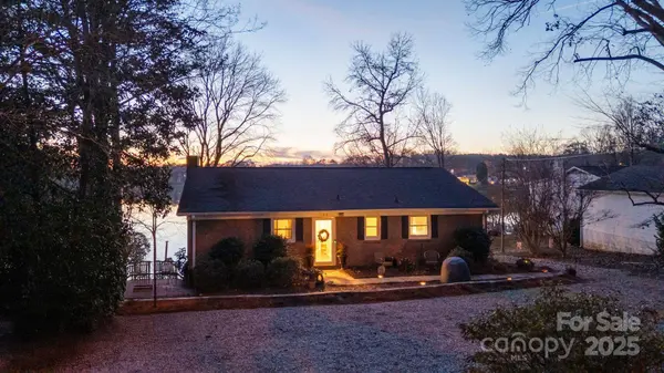 122 Lily Pad LOOP, Troutman, NC 28166