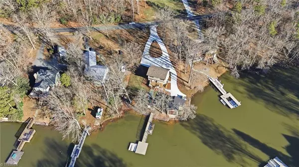 1186 Riverwood DR, Lexington, NC 27292