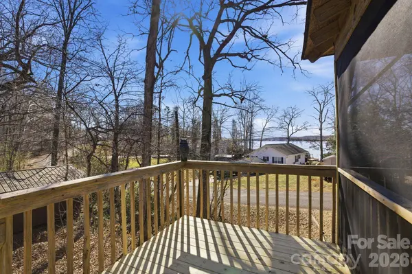 235 Rock Harbor DR, Lexington, NC 27292