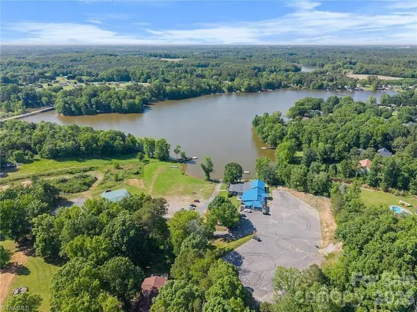 257 Boat Club LN, Salisbury, NC 28146
