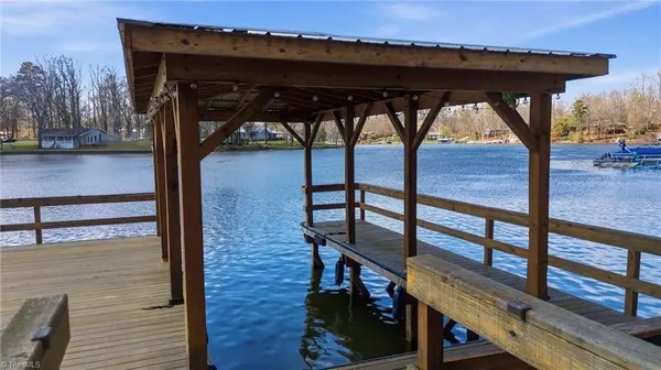 3920 Old Mountain RD, Lexington, NC 27292