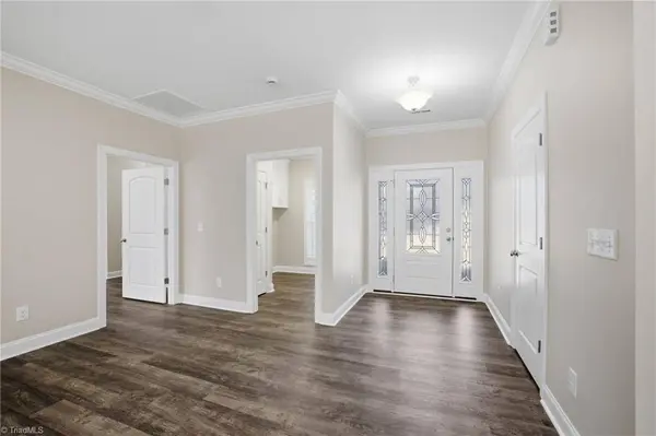 311 Marigold LN, Lexington, NC 27292