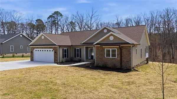 311 Marigold LN, Lexington, NC 27292