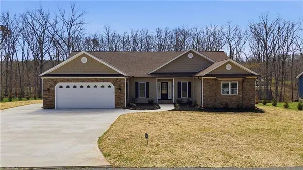 311 Marigold LN, Lexington, NC 27292