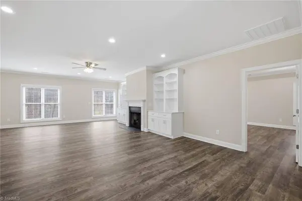 311 Marigold LN, Lexington, NC 27292