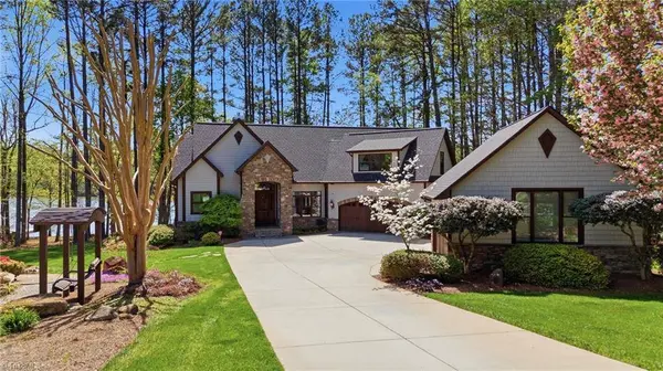 901 Sunset Pointe DR, Salisbury, NC 28146