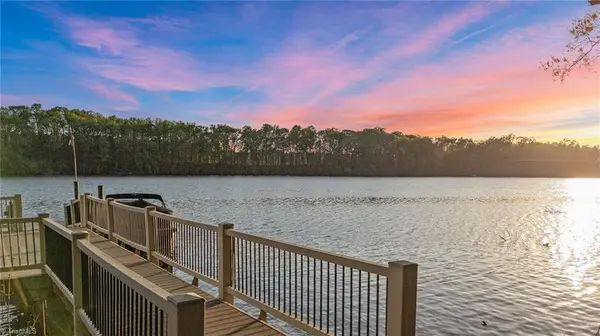 901 Sunset Pointe DR, Salisbury, NC 28146