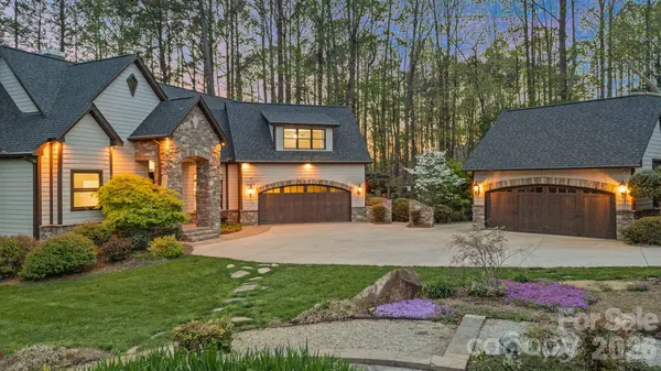 901 Sunset Pointe DR, Salisbury, NC 28146