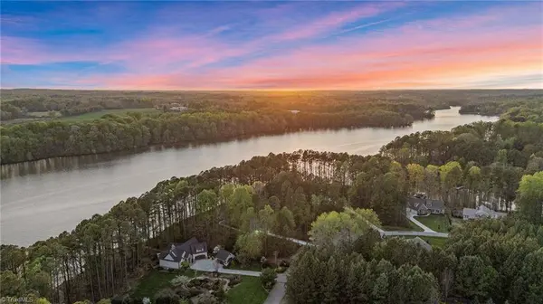 901 Sunset Pointe DR, Salisbury, NC 28146