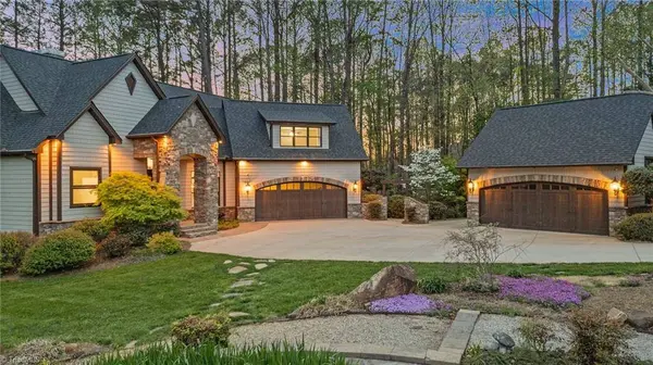 901 Sunset Pointe DR, Salisbury, NC 28146