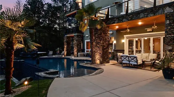 158 Printers LN, New London, NC 28127