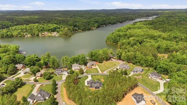 314 Potters LNDG, Denton, NC 27239