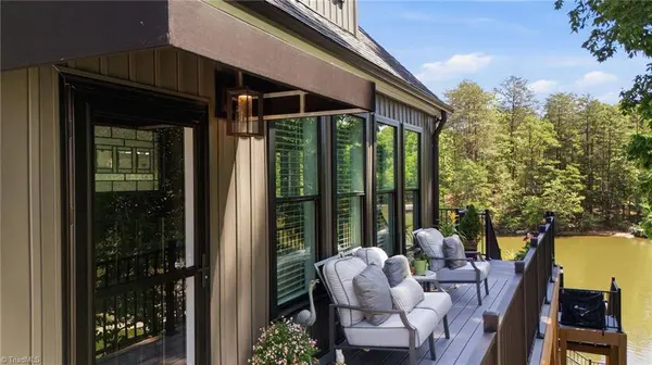 819 Hickory Point DR, Lexington, NC 27292