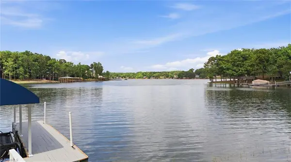 191 Porters Glen, New London, NC 28127